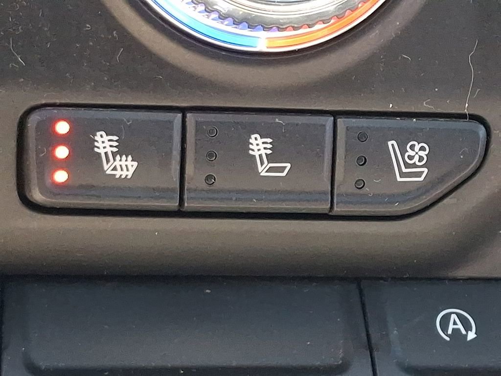 Used 2020 GMC Sierra 1500 SLT w/ SLT Premium Package image 25