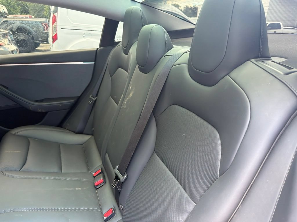 Used 2025 Tesla Model 3 RWD image 11