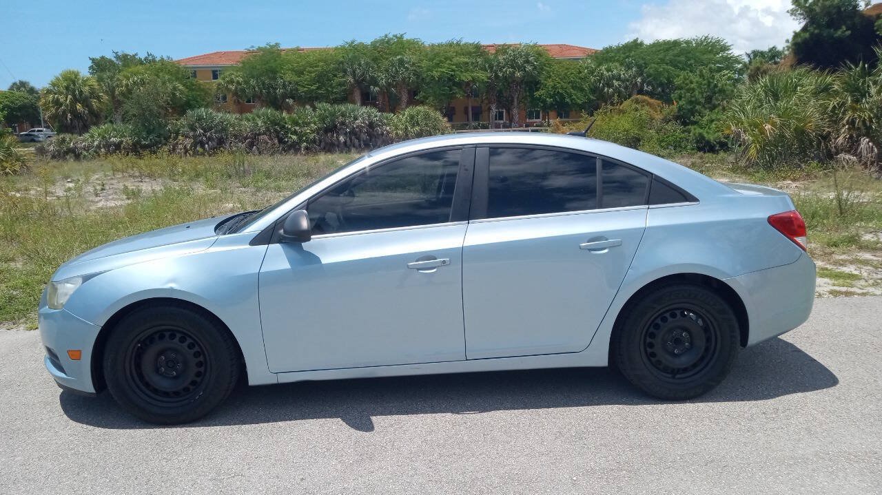 Used 2011 Chevrolet Cruze LS w/ Connectivity Package