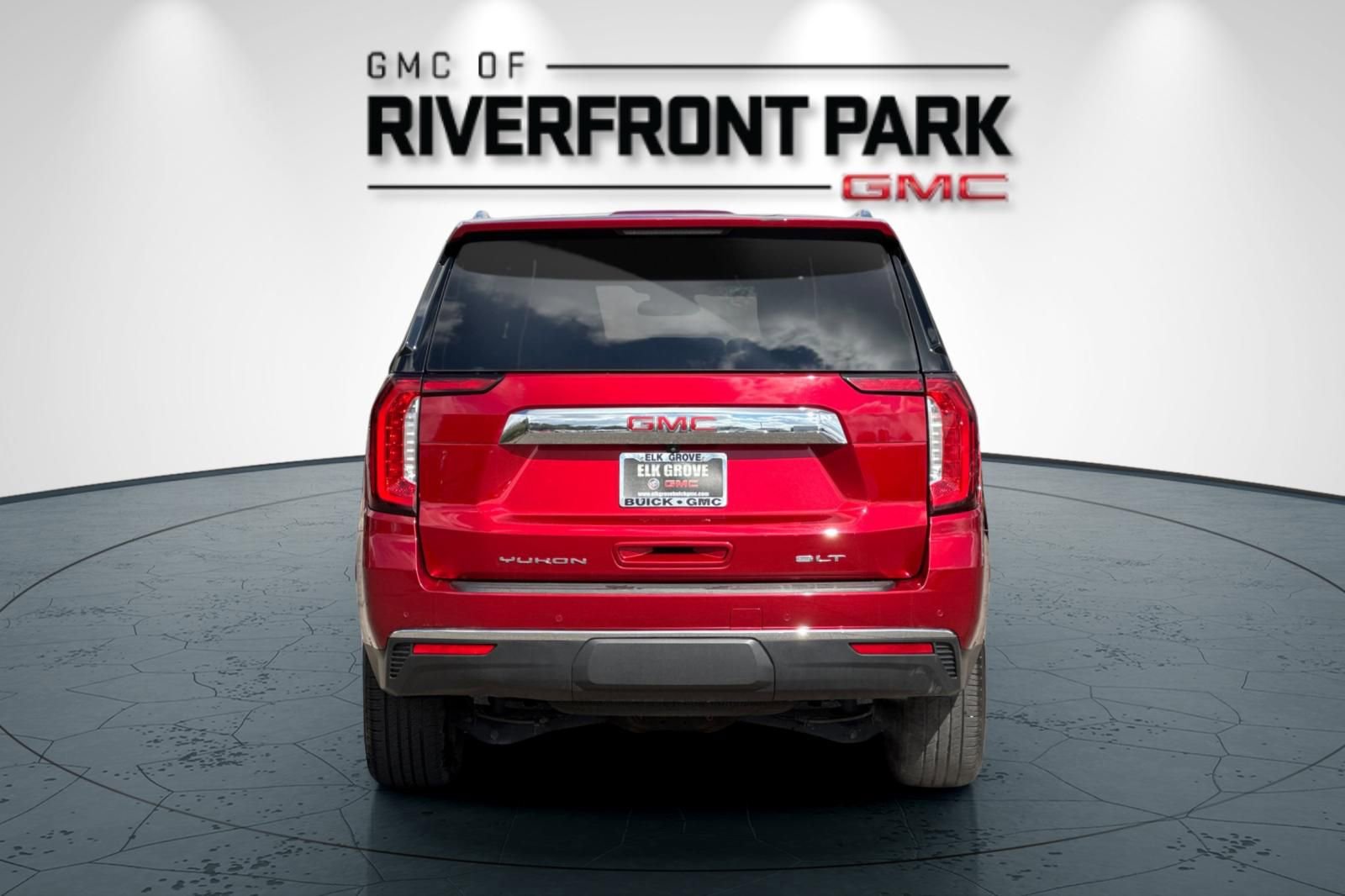 Used 2024 GMC Yukon SLT image 4