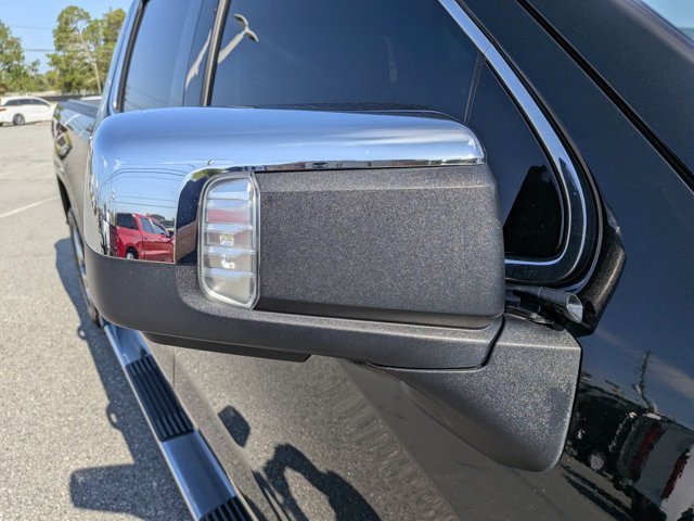 Used 2025 GMC Sierra 1500 SLT w/ SLT Premium Package AWD/4WD image 10