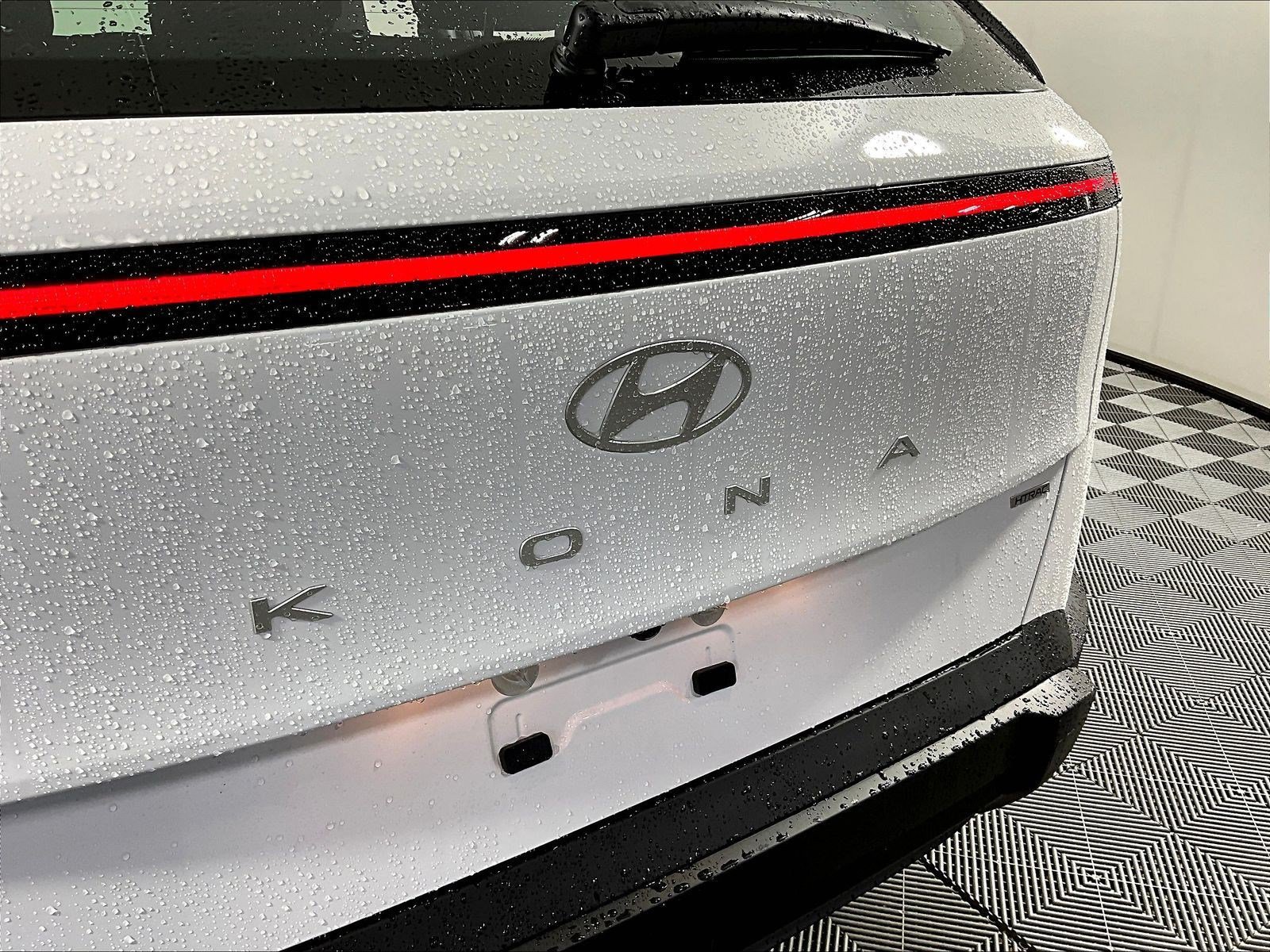 New 2027 Hyundai Kona SE AWD/4WD image 13