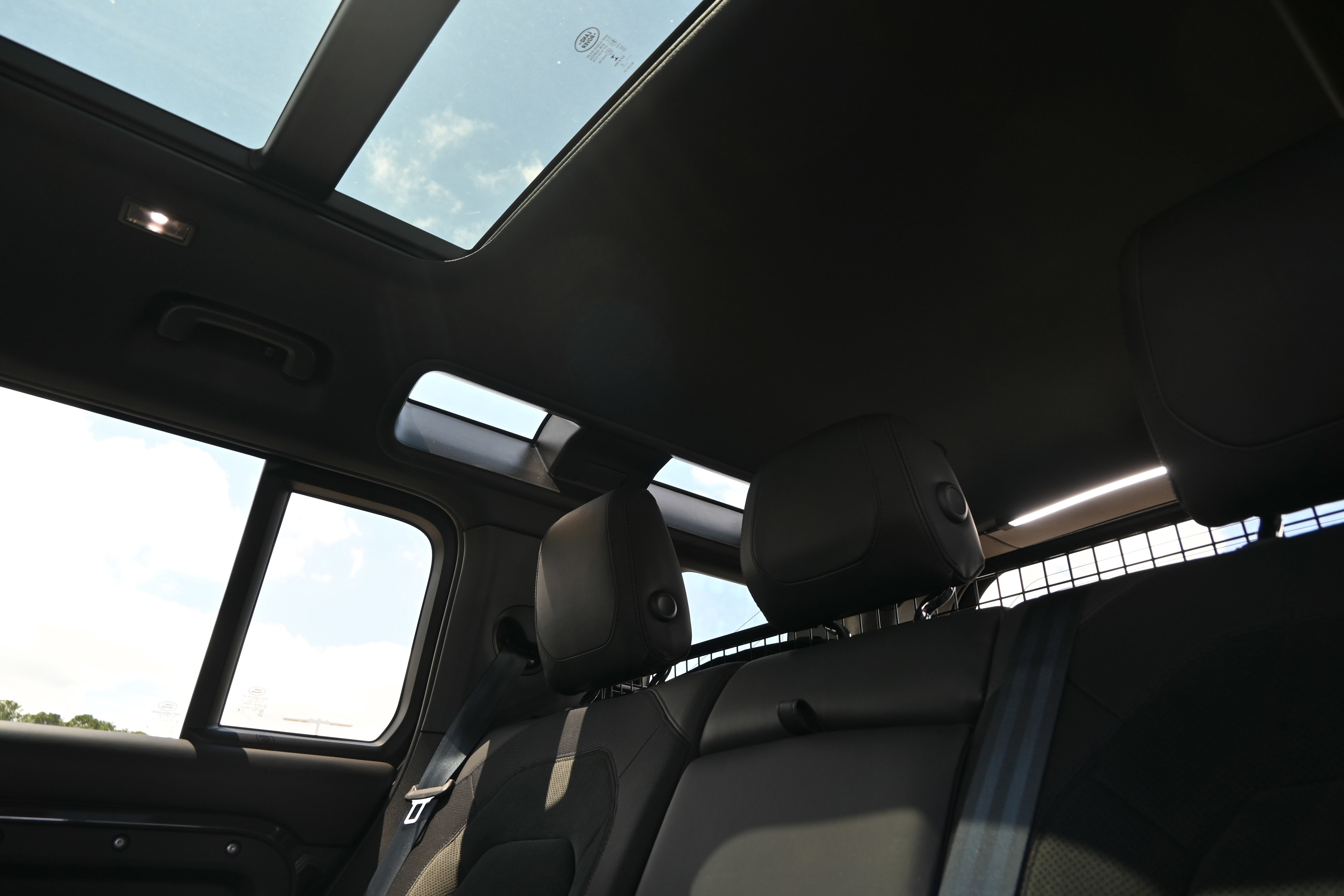 Used 2023 Land Rover Defender 110 Carpathian Edition AWD/4WD image 28