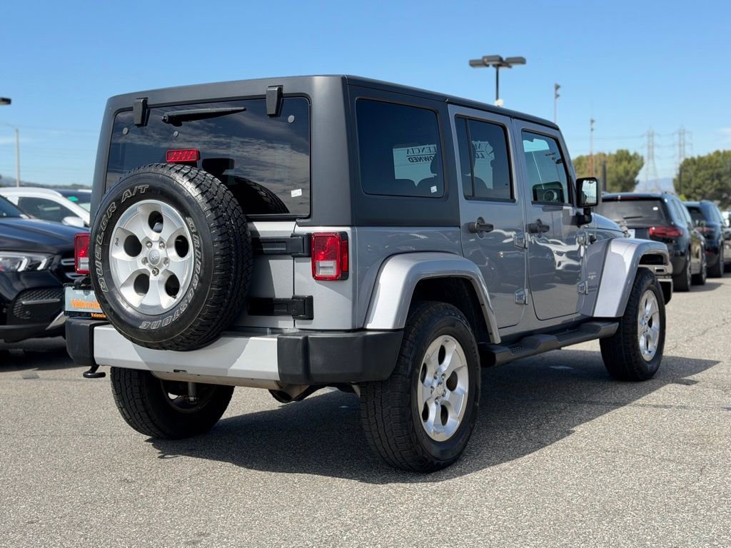 Used 2015 Jeep Wrangler Unlimited Sahara w/ Dual Top Group AWD/4WD image 8