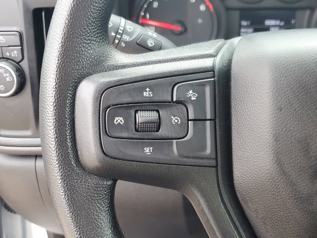 Used 2025 Chevrolet Silverado 1500 W/T RWD image 17