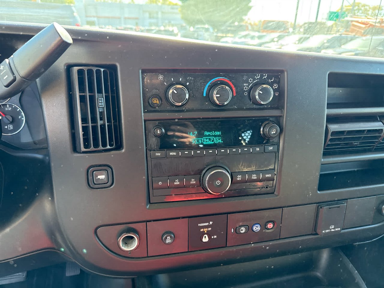 Used 2024 GMC Savana 2500 w/ Driver Convenience Package image 13