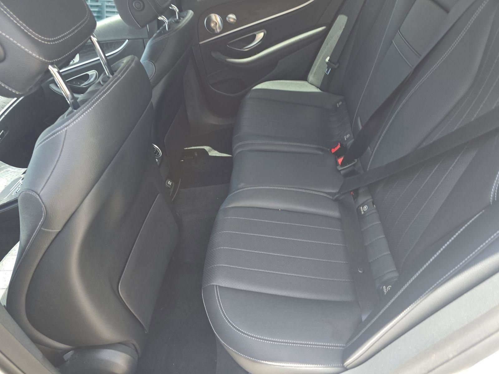 Used 2019 Mercedes-Benz E 300 image 4