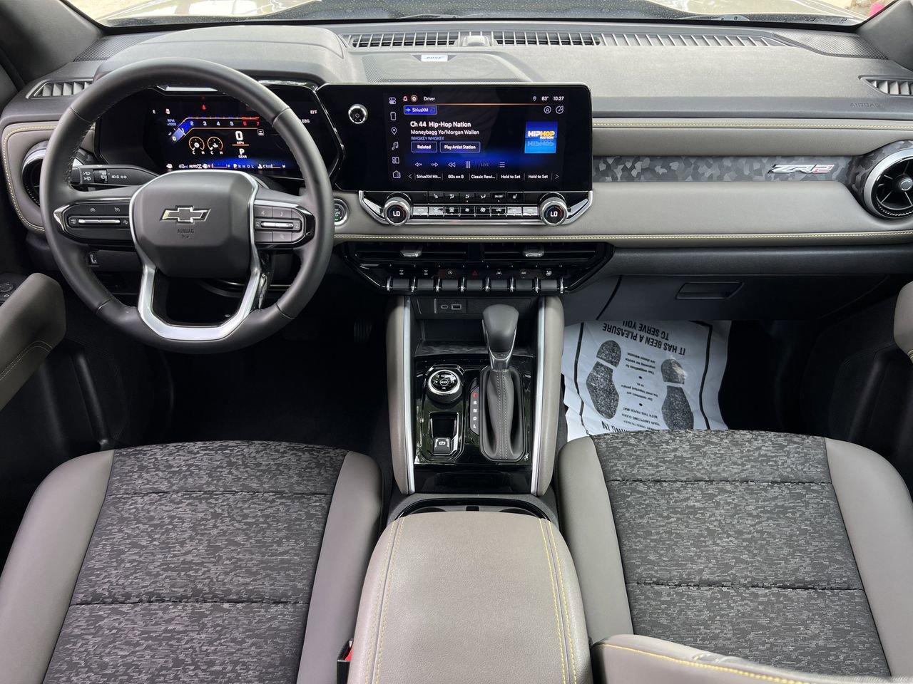 Used 2024 Chevrolet Colorado ZR2 w/ Technology Package AWD/4WD image 10