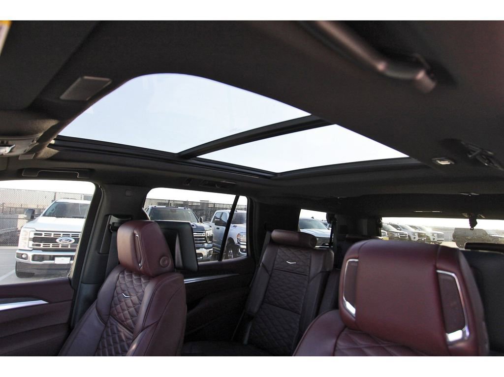 New 2026 Cadillac Escalade Luxury w/ Touring Package image 24