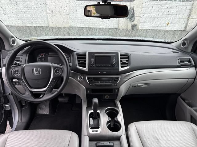 Used 2017 Honda Ridgeline RTL image 11