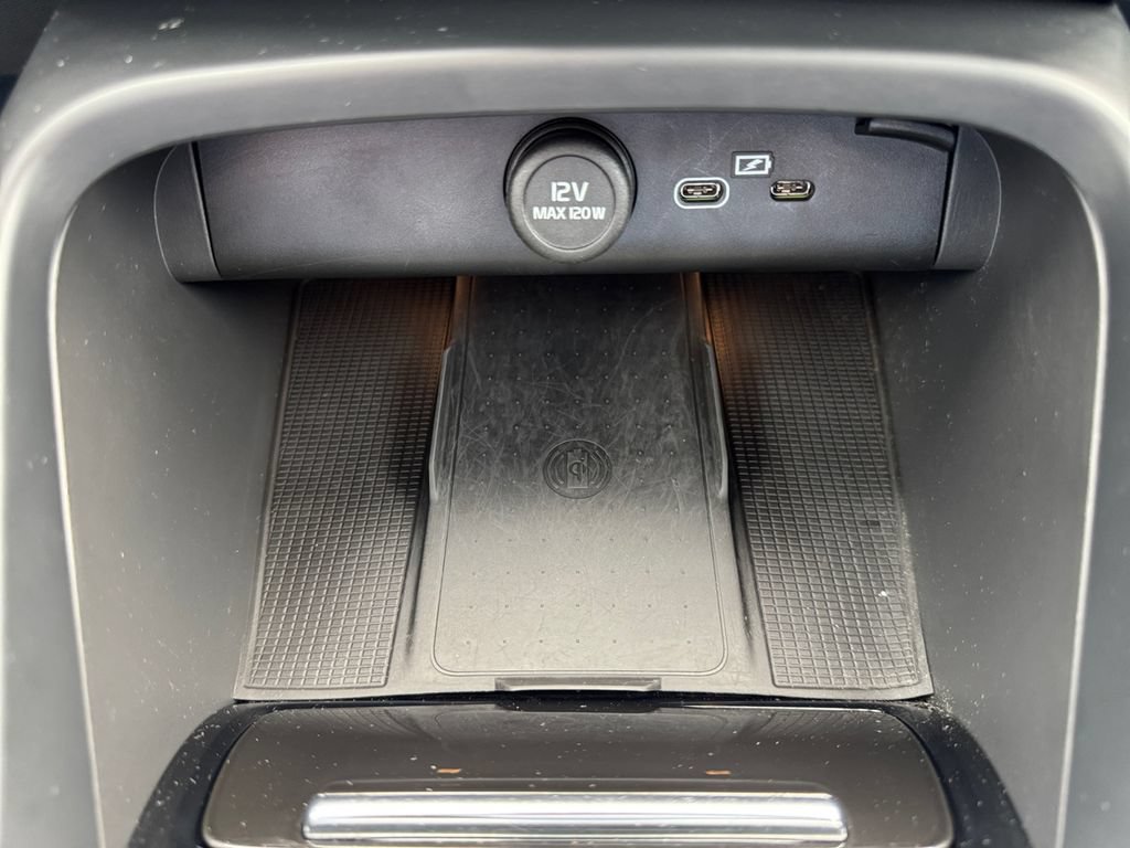 Certified 2023 Volvo XC40 Recharge Plus w/ Protection Package Premier AWD/4WD image 20