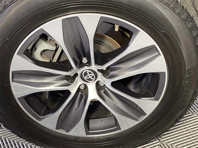 Used 2022 Toyota Highlander XLE image 34