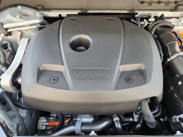 New 2026 Volvo XC60 T8 Core w/ Climate Package AWD/4WD image 19