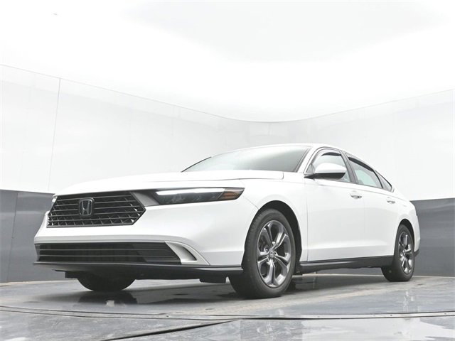 Certified 2023 Honda Accord EX image 42