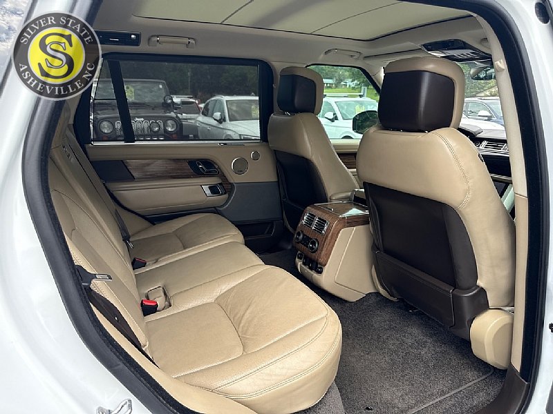 Used 2019 Land Rover Range Rover Long Wheelbase Supercharged AWD/4WD image 14