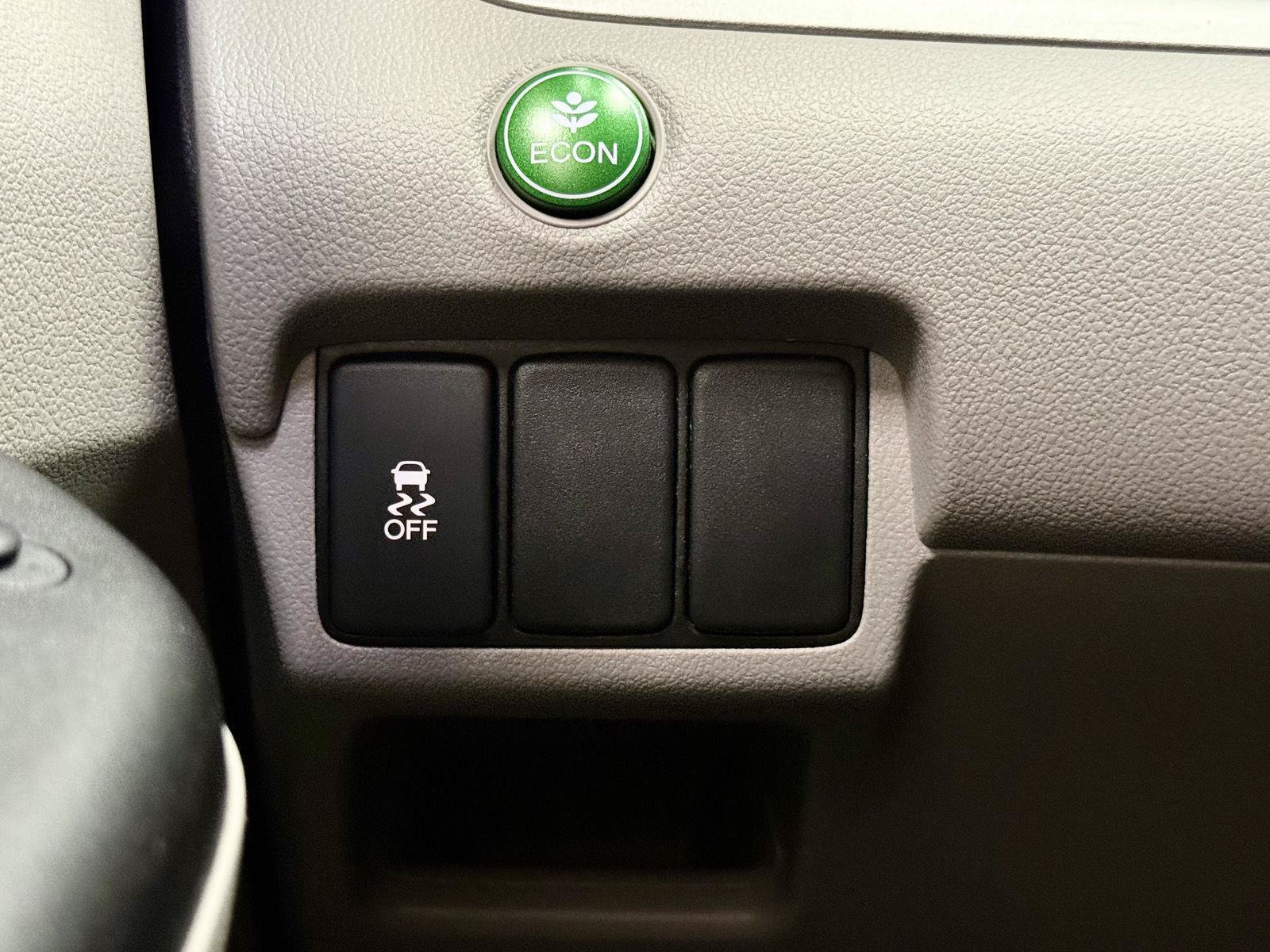 Used 2013 Honda CR-V LX image 18