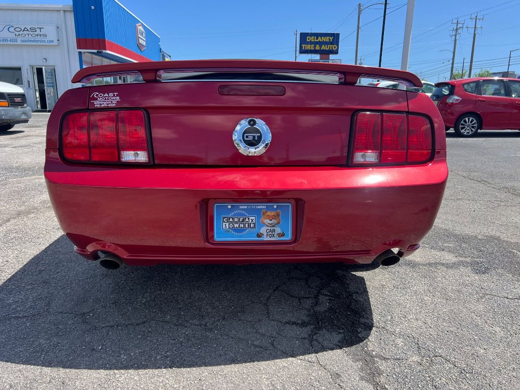 Used 2005 Ford Mustang GT image 4