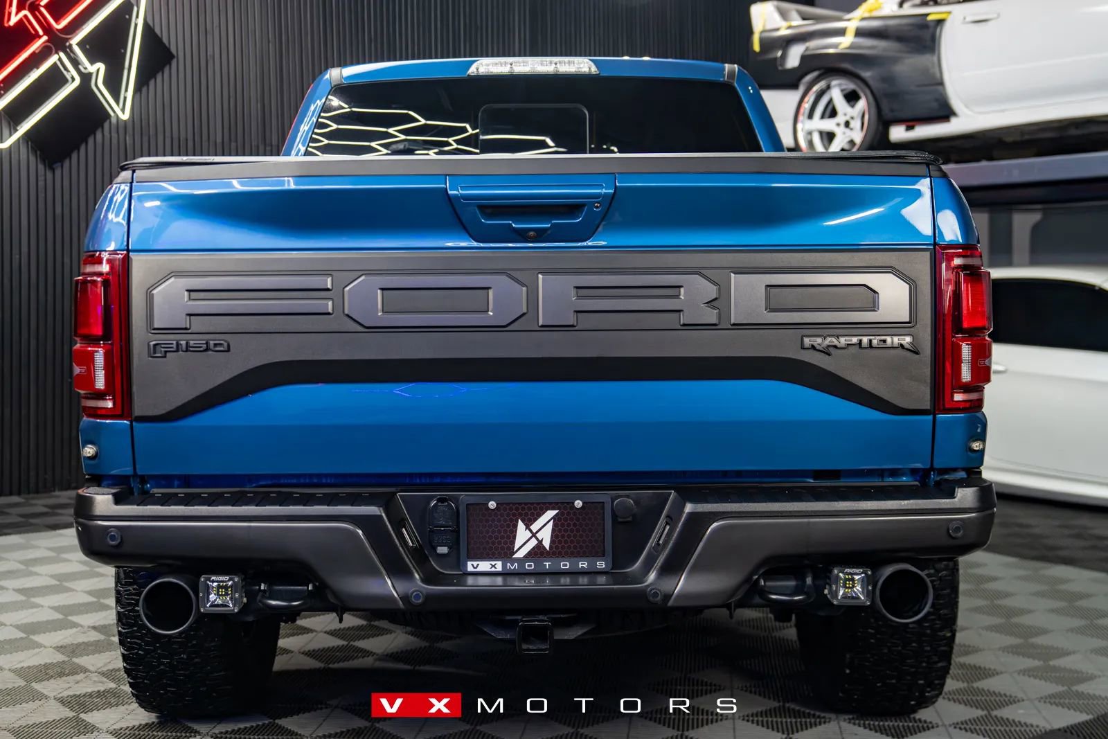 Used 2019 Ford F150 Raptor w/ Equipment Group 802A Luxury image 16