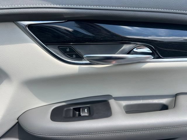 Used 2020 Cadillac XT6 Premium Luxury w/ LPO, Floor Liner Package FWD image 37