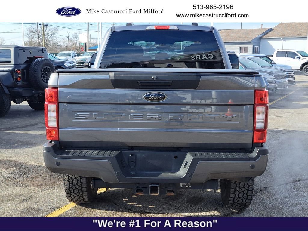 Used 2022 Ford F250 XLT w/ Black Appearance Package image 4