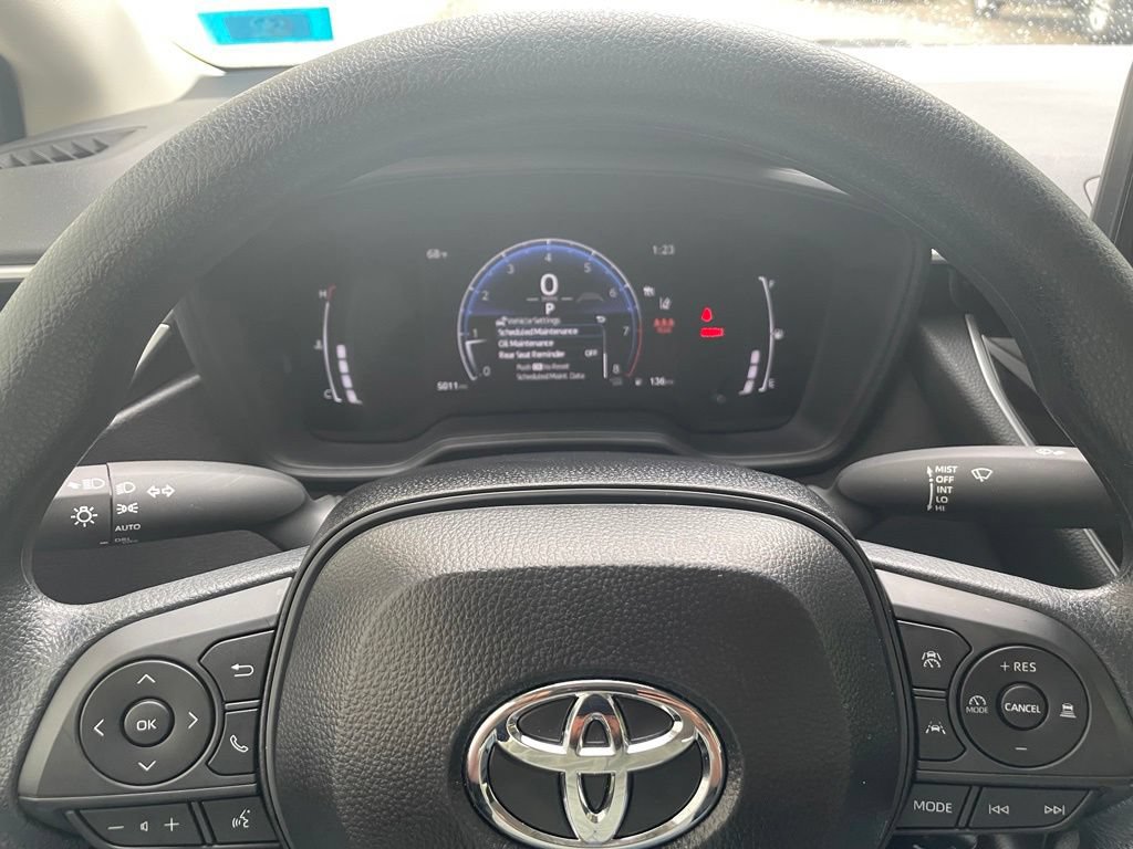 Used 2026 Toyota Corolla LE FWD image 13