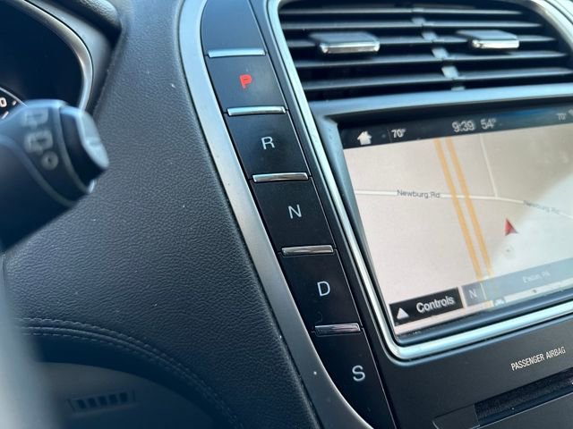 Used 2017 Lincoln MKX Select w/ Select Plus Package image 35