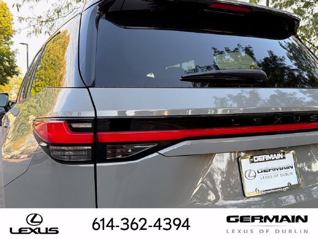 New 2026 Lexus TX 500h AWD image 9