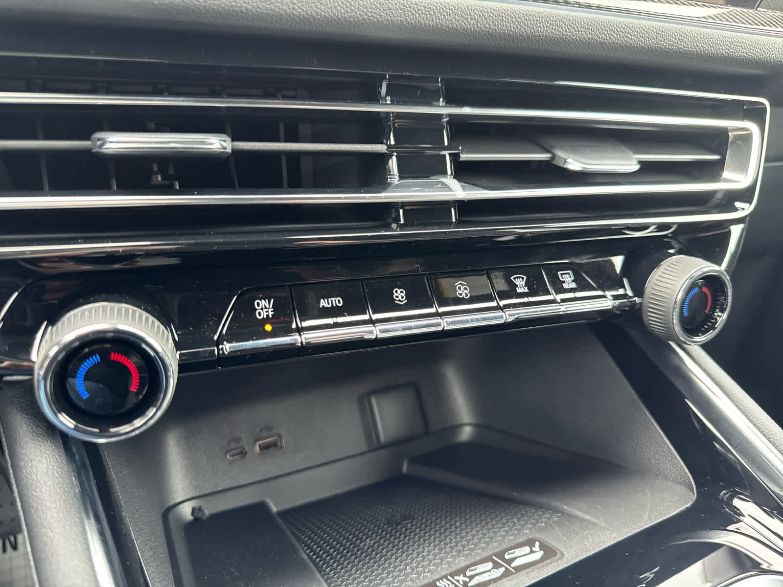 New 2026 Chevrolet Traverse High Country image 26