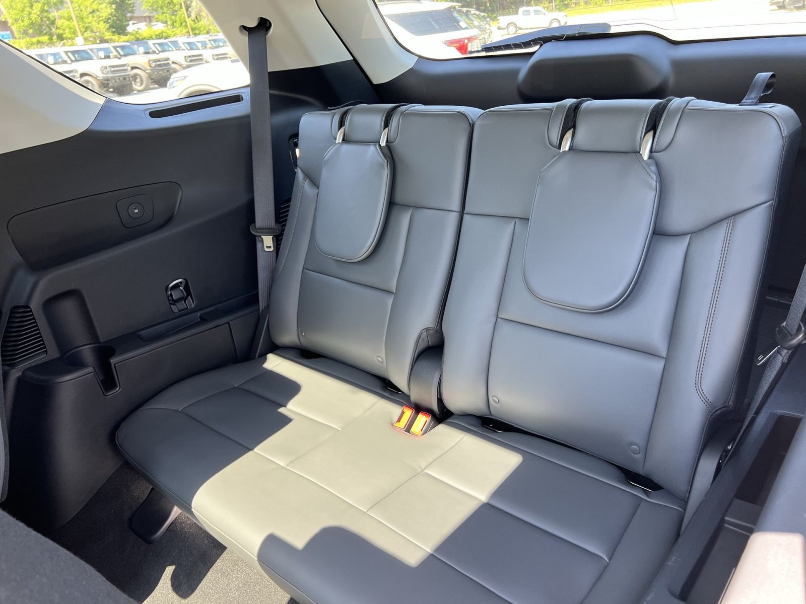 New 2026 Ford Explorer Active w/ Active Comfort Package AWD/4WD image 32