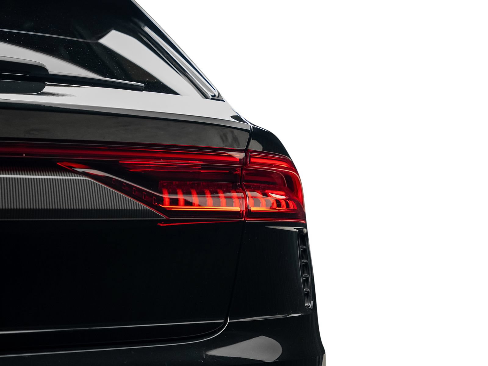 Used 2024 Audi RS Q8 AWD/4WD image 15