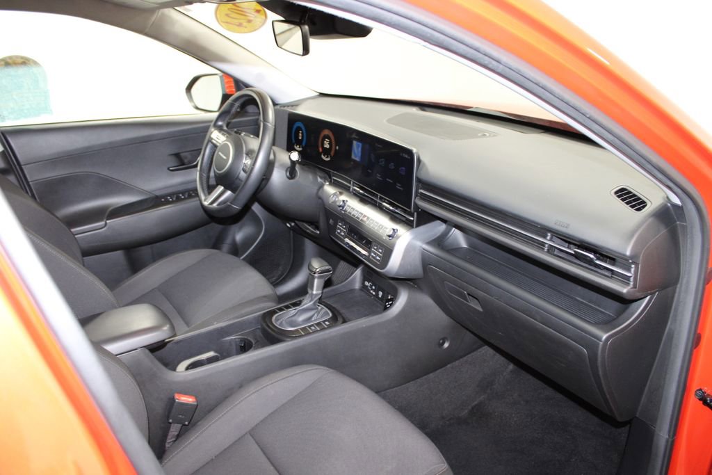 Used 2024 Hyundai Kona SEL image 27