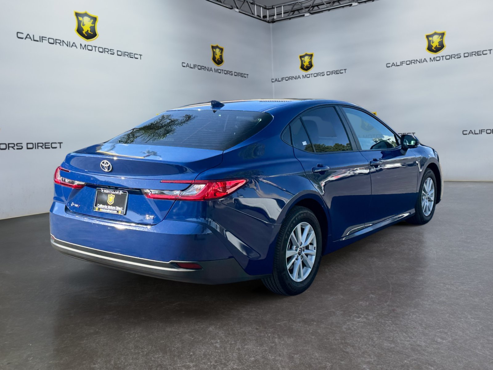 Used 2026 Toyota Camry LE FWD image 5