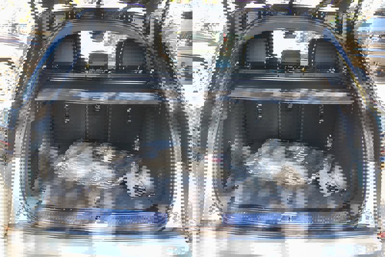 New 2026 Land Rover Range Rover Velar Dynamic SE image 21