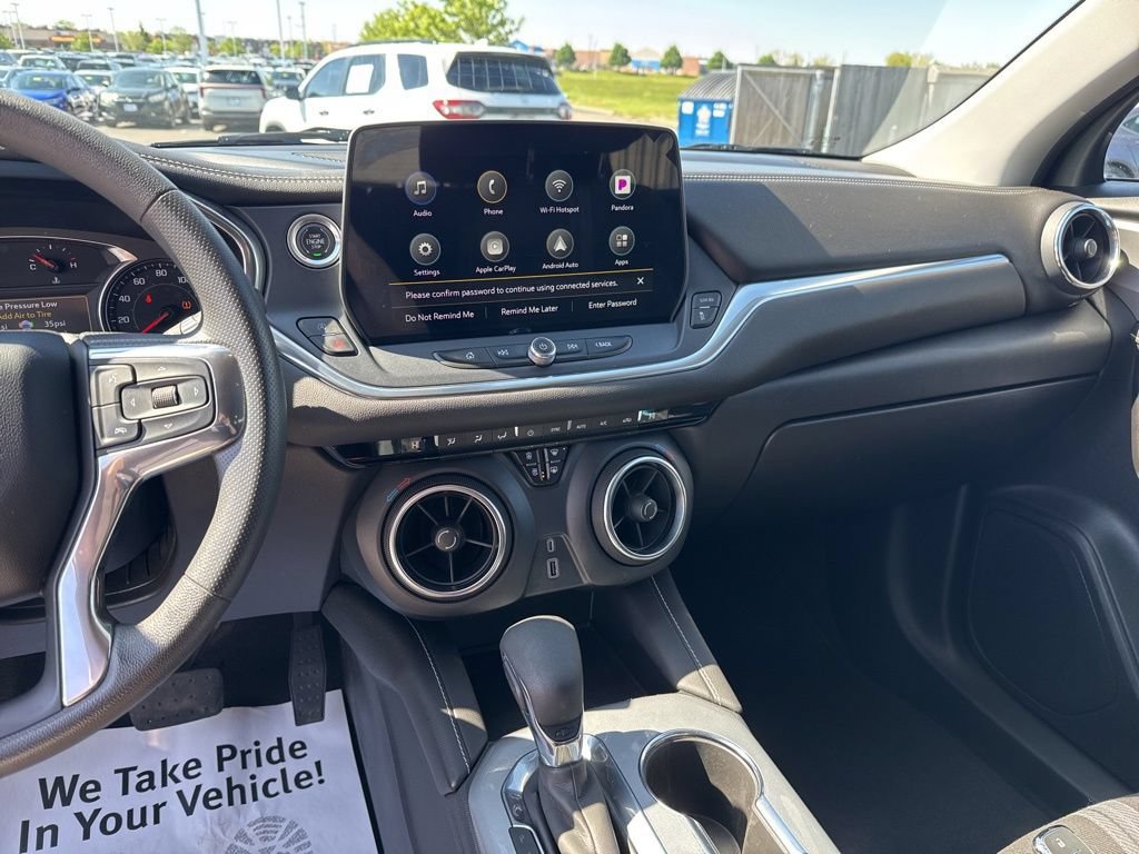 Used 2023 Chevrolet Blazer LT AWD/4WD image 17