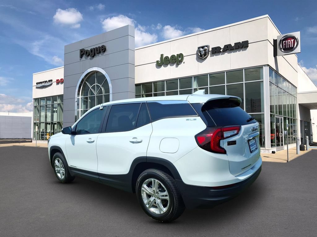 Used 2023 GMC Terrain SLE w/ Fleet Convenience Package AWD/4WD image 5