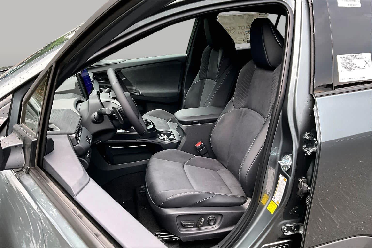 New 2026 Toyota C-HR AWD/4WD image 9