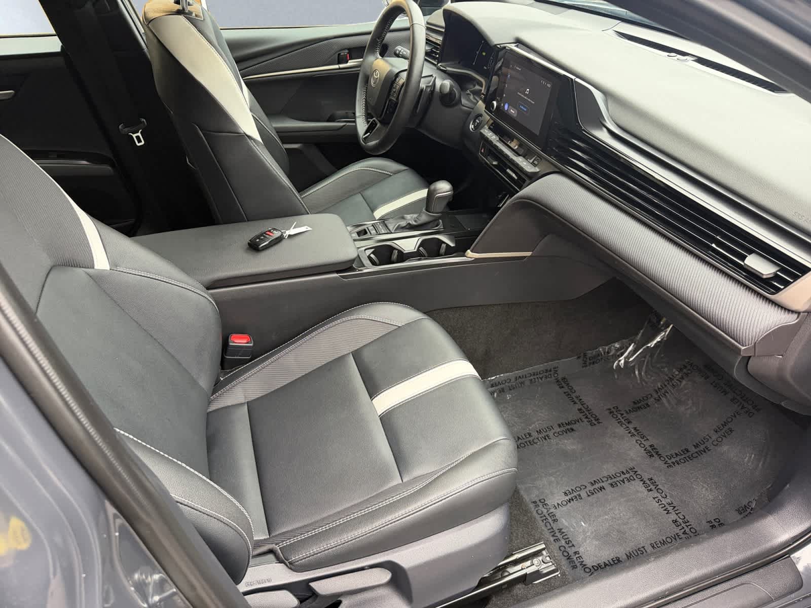 Used 2026 Toyota Camry SE FWD image 20
