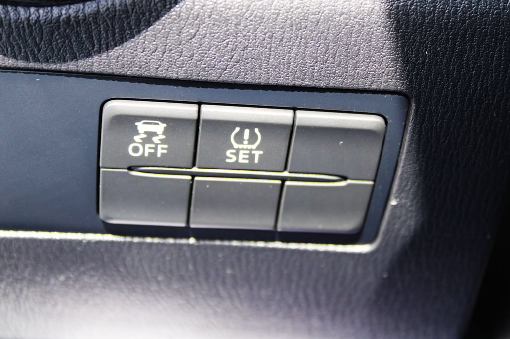 Used 2016 Scion iA FWD image 14