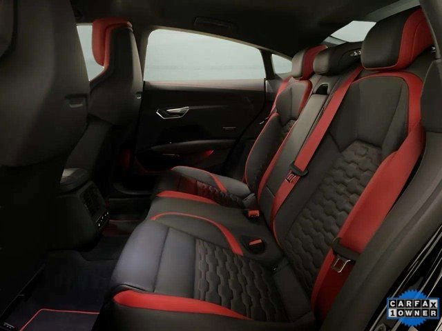 Used 2023 Audi RS e-tron GT image 24