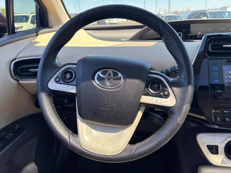 Used 2016 Toyota Prius Three w/ Advanced Technology Package FWD image 12