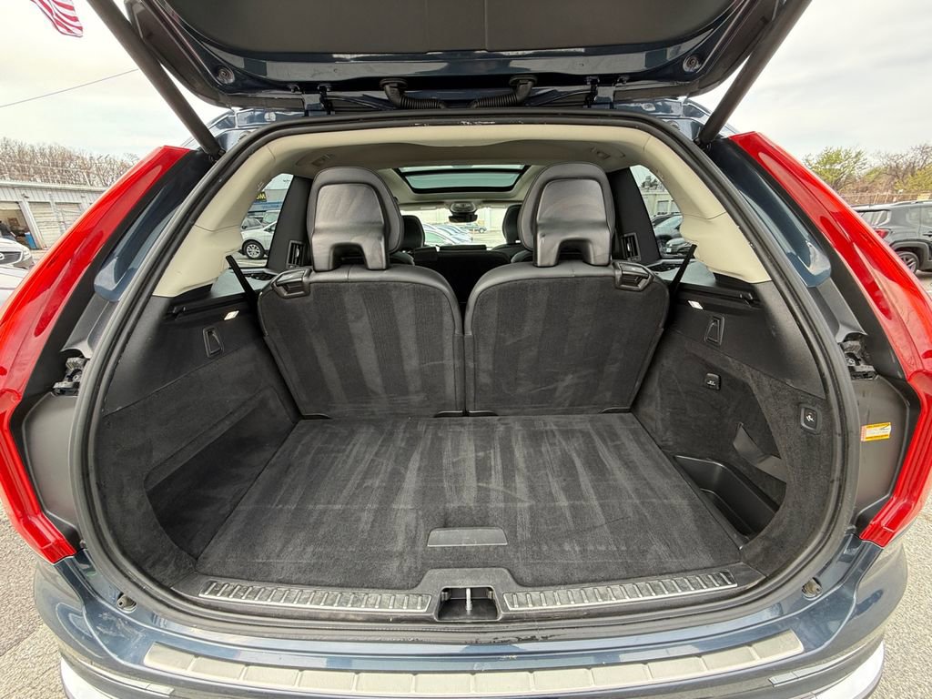 Used 2023 Volvo XC90 B6 Plus w/ Protection Package Premier image 25