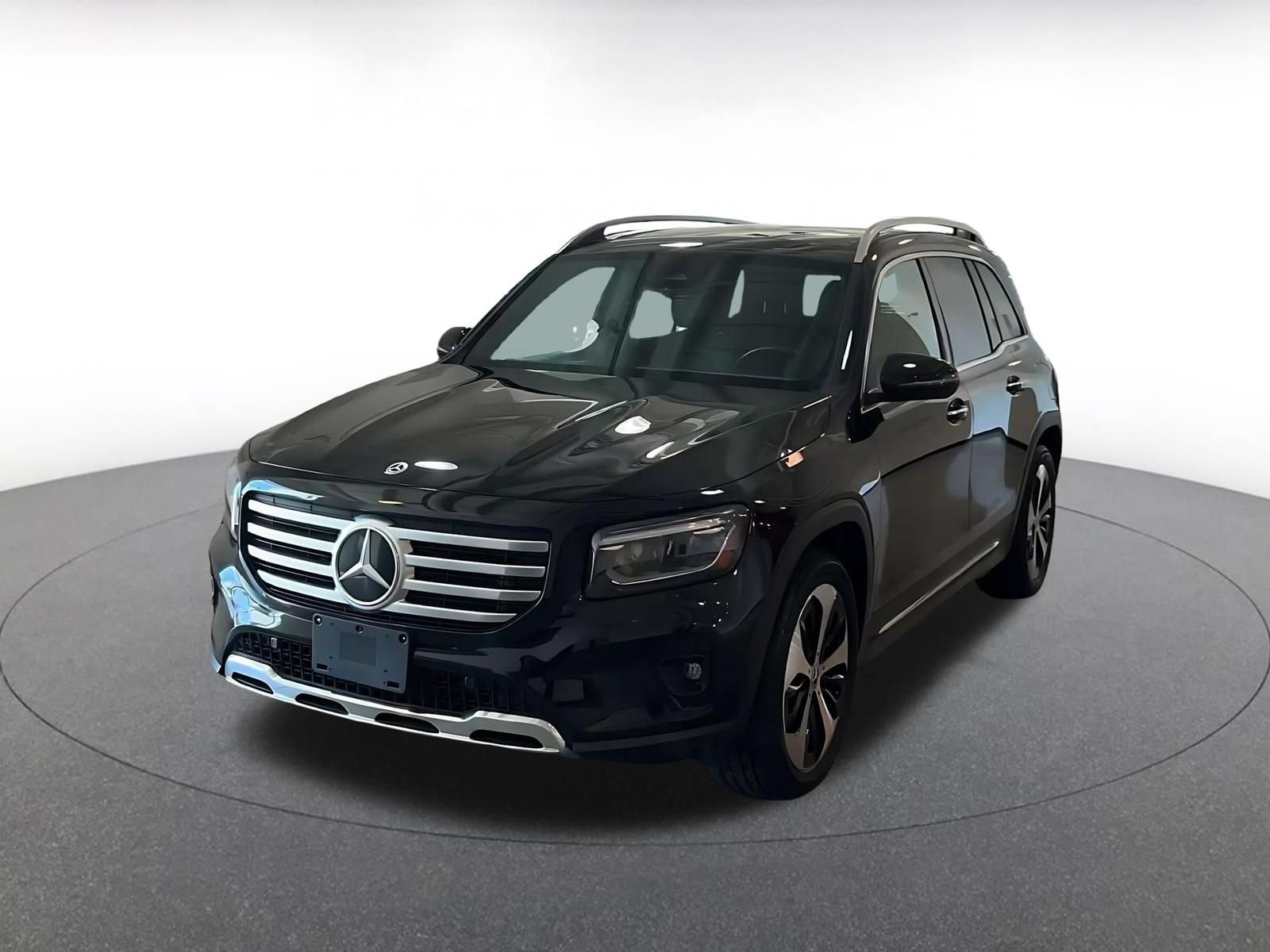 Used 2025 Mercedes-Benz GLB 250 image 6