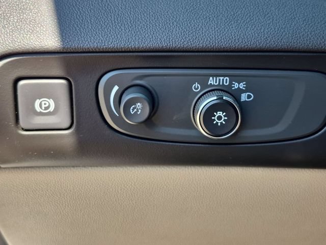 Certified 2020 Buick Enclave Premium w/ Sun and Sites Package AWD/4WD image 17
