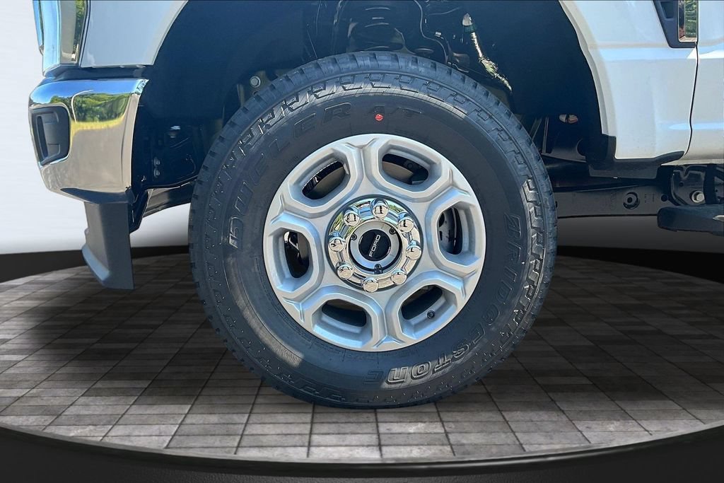 New 2026 Ford F250 XLT w/ 360-Degree Camera Package AWD/4WD image 13