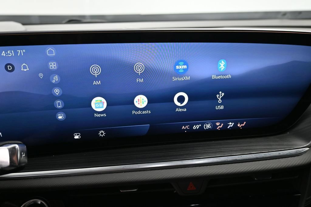 Used 2024 Buick Envision Preferred AWD/4WD image 31