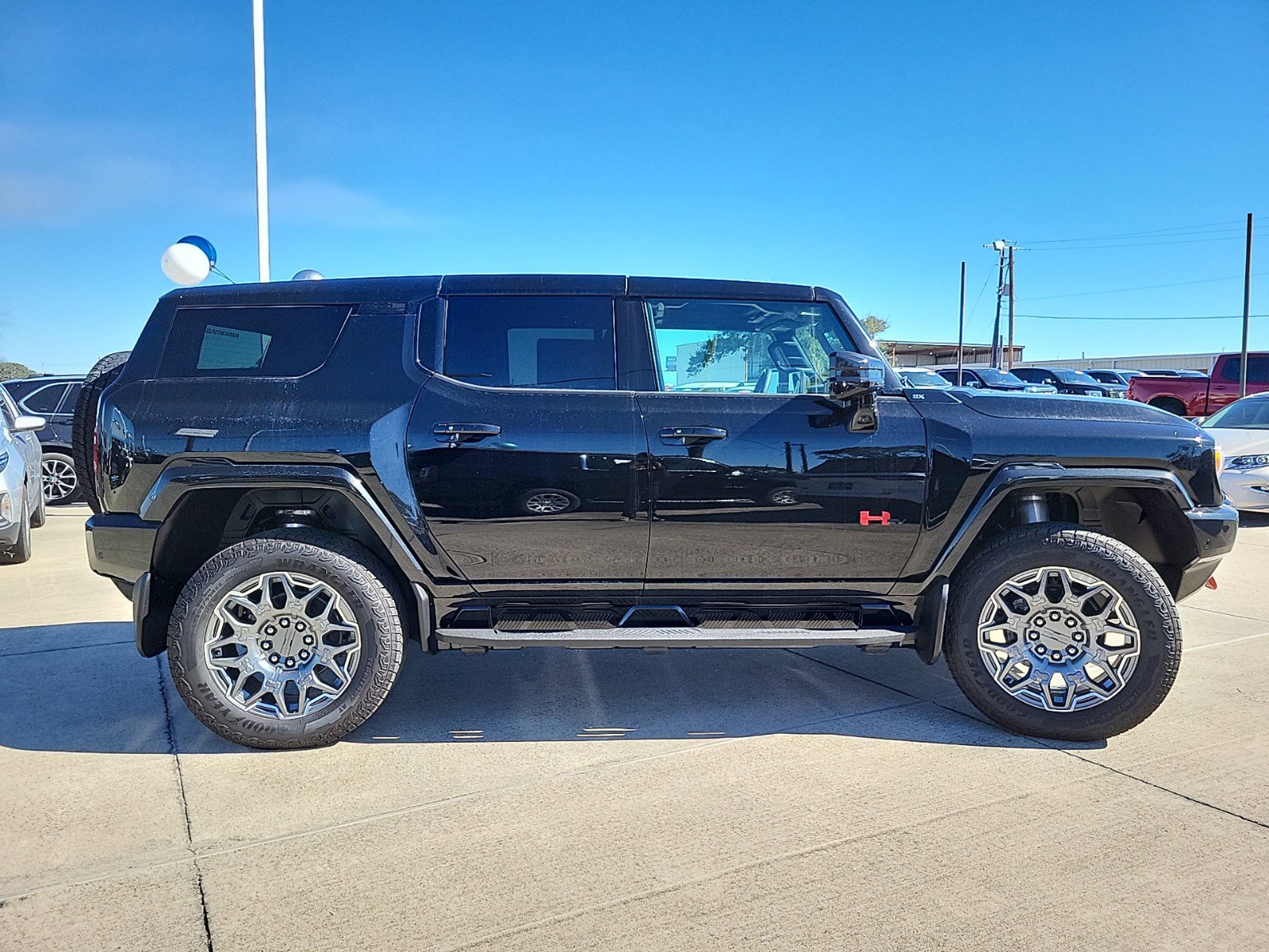 New 2025 GMC Hummer EV 3X w/ LPO, Sport Package image 4