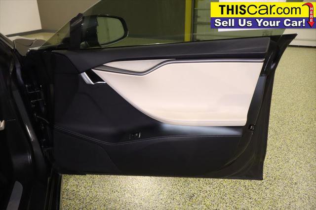 Used 2020 Tesla Model S Long Range image 34