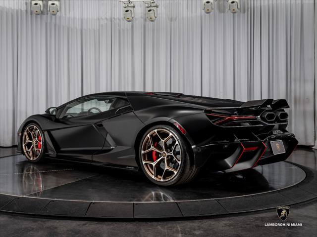 Used 2025 Lamborghini Revuelto AWD/4WD image 15