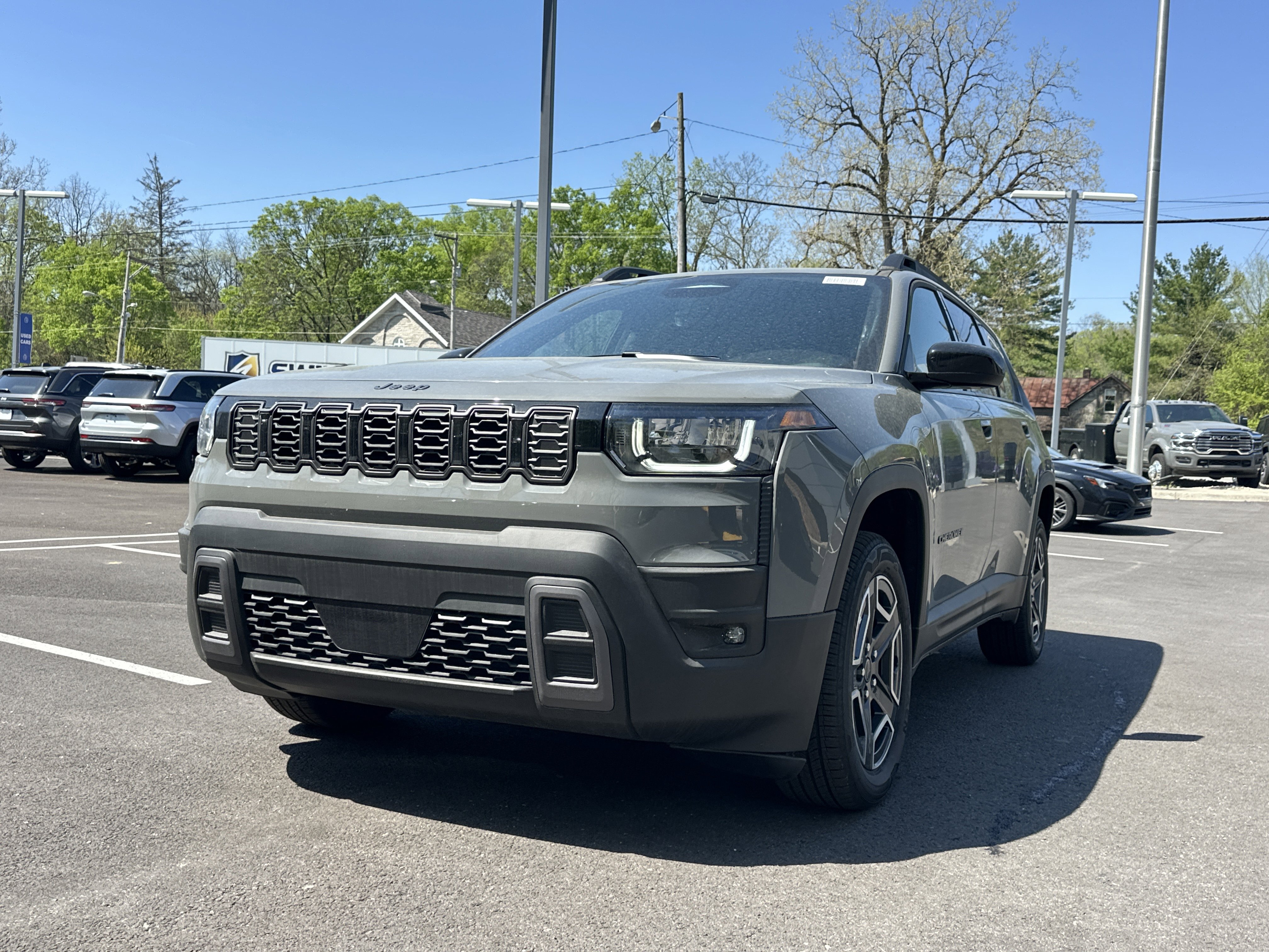 New 2026 Jeep Cherokee Laredo AWD/4WD image 20