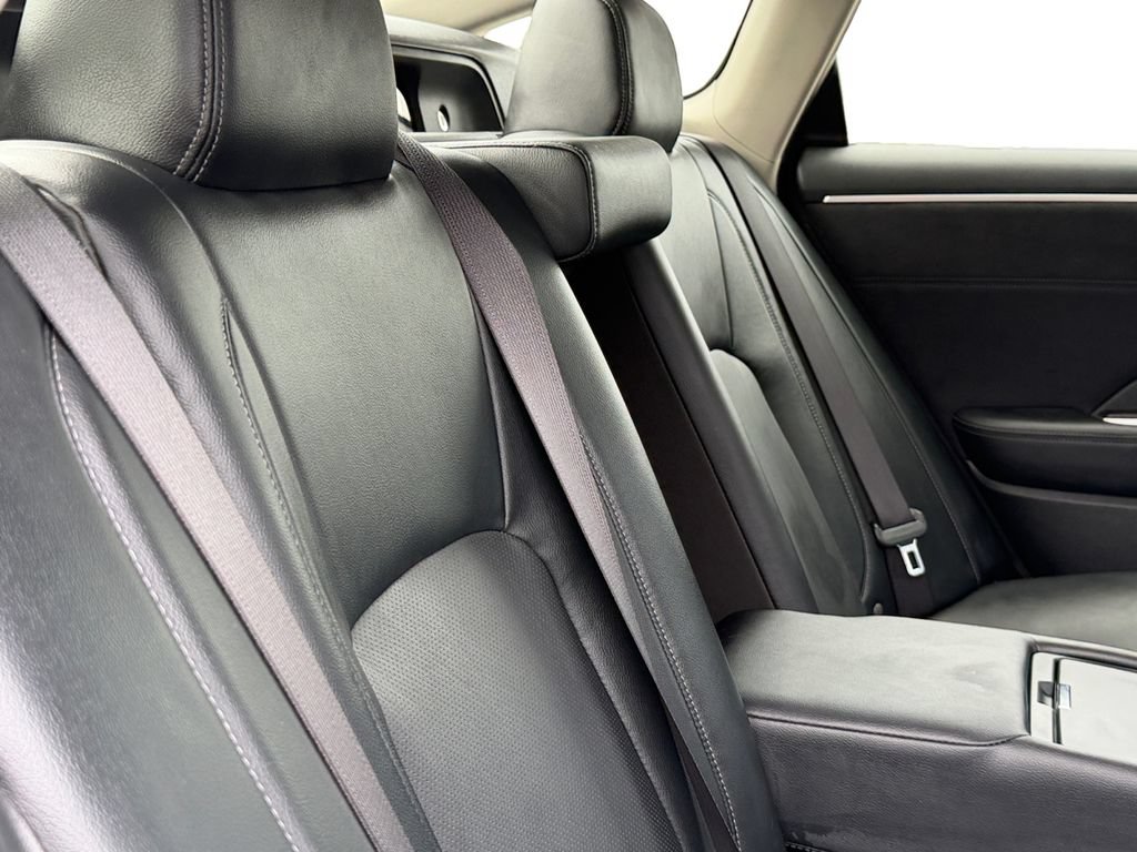 Used 2018 Honda Clarity Touring image 9